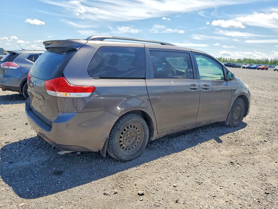Aukcja sprzedaży 2012 Toyota Sienna, vin: 5TDKA3DC6CS012652, numer aukcji: 57532816
