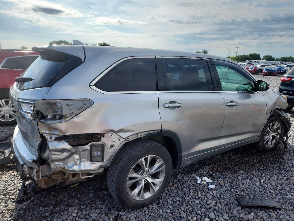 58655696 :رقم المزاد ، 5TDBKRFH5FS204626 vin ، 2015 Toyota Highlander مزاد بيع
