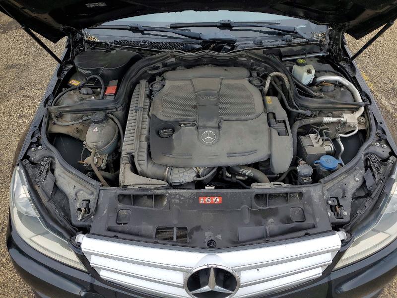 2013 Mercedes-benz C მანქანა იყიდება აუქციონზე, vin: WDDGF8ABXDR277368, აუქციონის ნომერი: 56484316