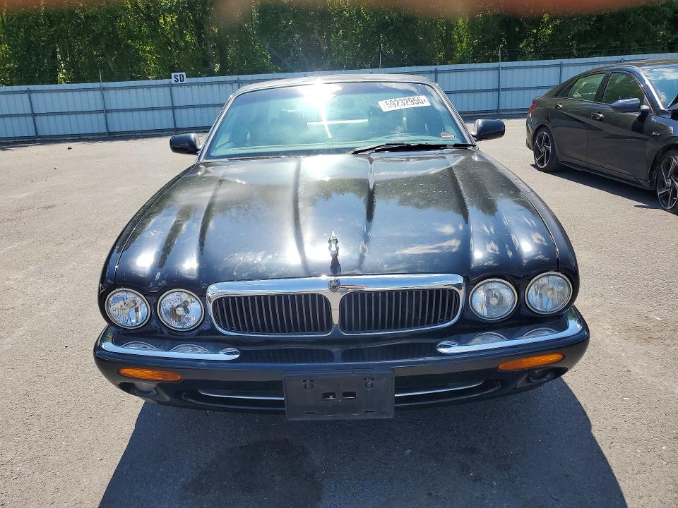 Продажа на аукционе авто 2001 Jaguar Xj8, vin: SAJDA14C21LF36994, номер лота: 59232956
