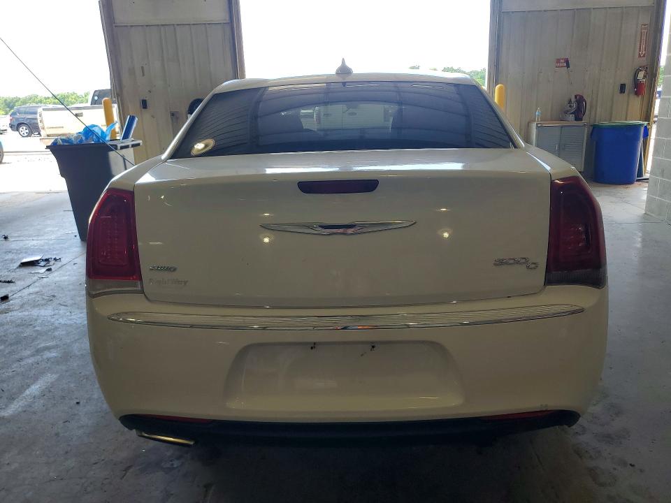 2017 Chrysler 300c მანქანა იყიდება აუქციონზე, vin: 2C3CCAKGXHH616465, აუქციონის ნომერი: 58577826