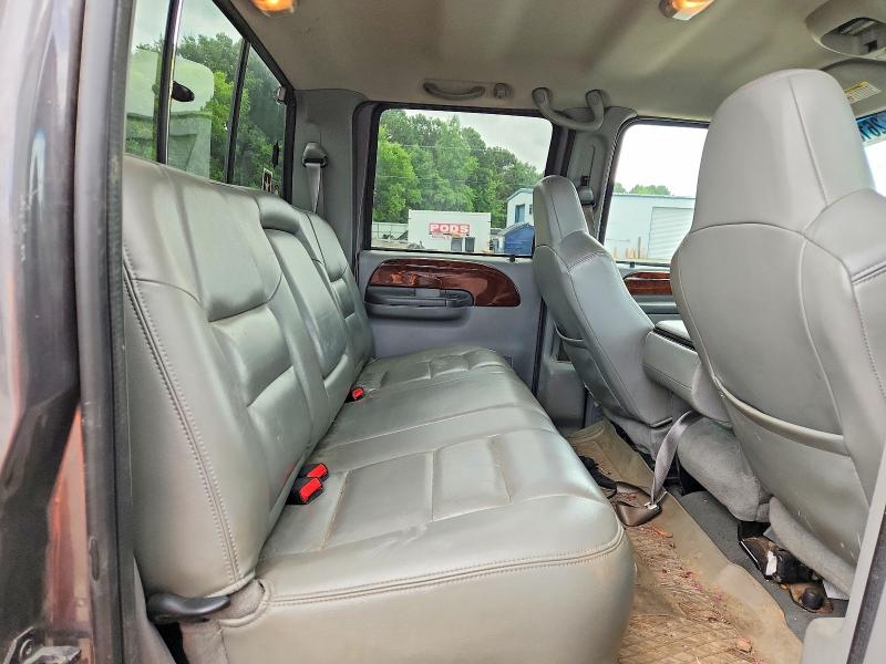 57726186 :رقم المزاد ، 1FTNW21P23ED11321 vin ، 2003 Ford F250 مزاد بيع