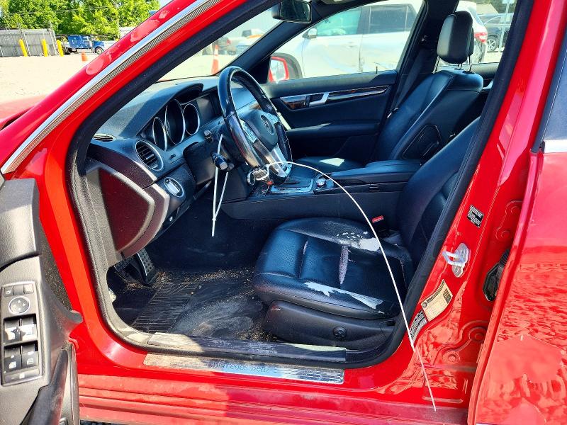 56049606 :رقم المزاد ، WDDGF4HB9CA673416 vin ، 2012 Mercedes-benz C مزاد بيع