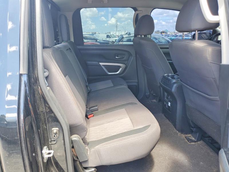 59556096 :رقم المزاد ، 1N6AA1EFXMN526517 vin ، 2021 Nissan Titan مزاد بيع