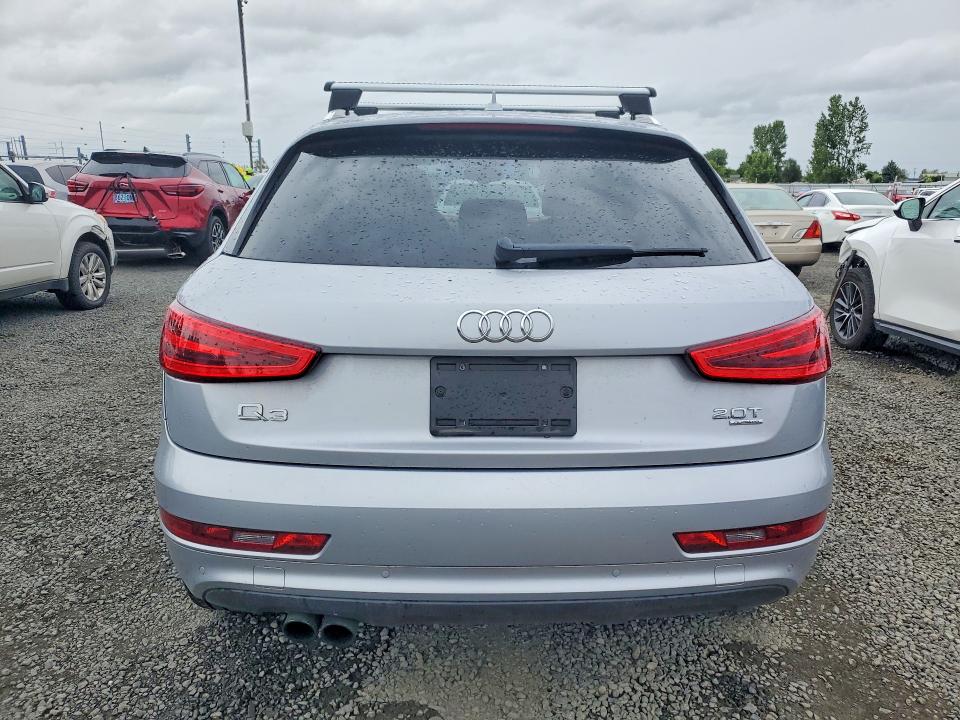 2015 Audi Q3 მანქანა იყიდება აუქციონზე, vin: WA1GFCFS6FR010277, აუქციონის ნომერი: 55646906
