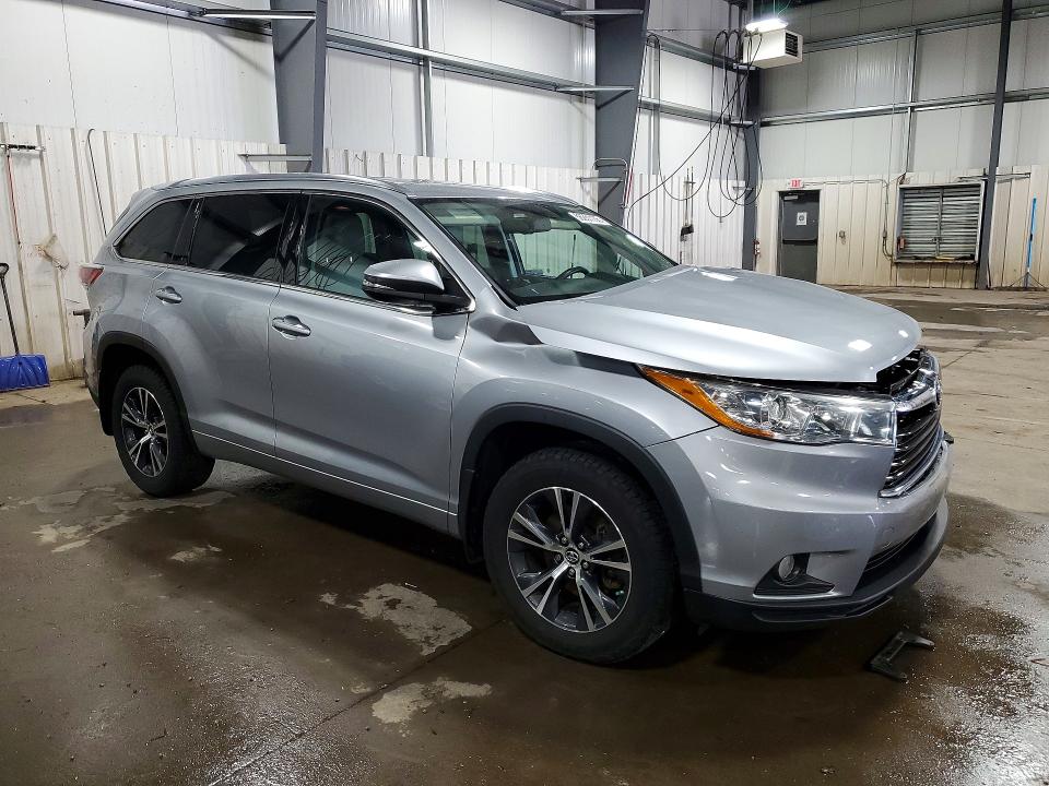 2016 Toyota Highlander მანქანა იყიდება აუქციონზე, vin: 5TDJKRFH2GS305748, აუქციონის ნომერი: 56251156
