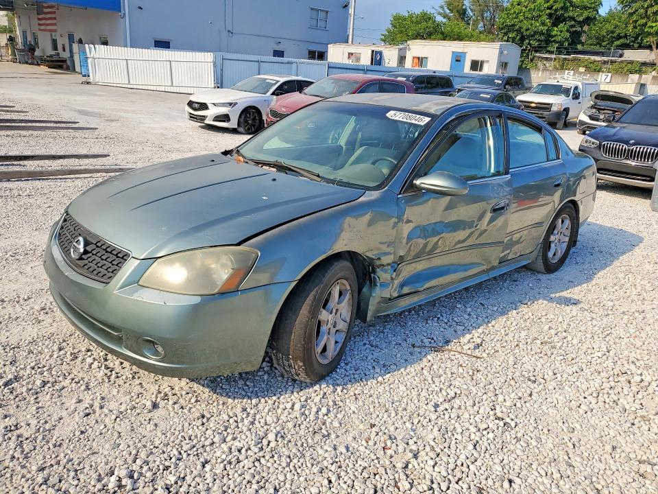 2005 Nissan Altima მანქანა იყიდება აუქციონზე, vin: 1N4AL11D15C395935, აუქციონის ნომერი: 57708046