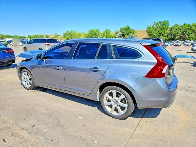 Aukcja sprzedaży 2017 Volvo V60, vin: YV140MEK2H1332458, numer aukcji: 57737726