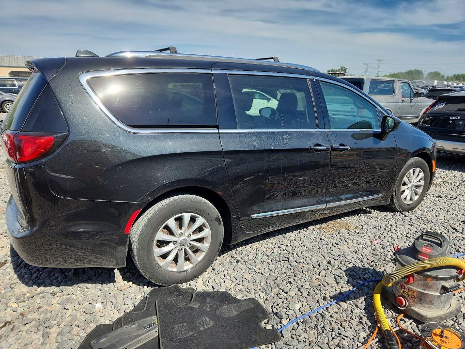 Aukcja sprzedaży 2018 Chrysler Pacifica, vin: 2C4RC1EG9JR262116, numer aukcji: 55523776