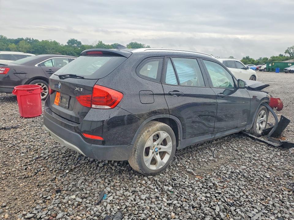 57302006 :رقم المزاد ، WBAVM1C56FV318608 vin ، 2015 Bmw X1 مزاد بيع