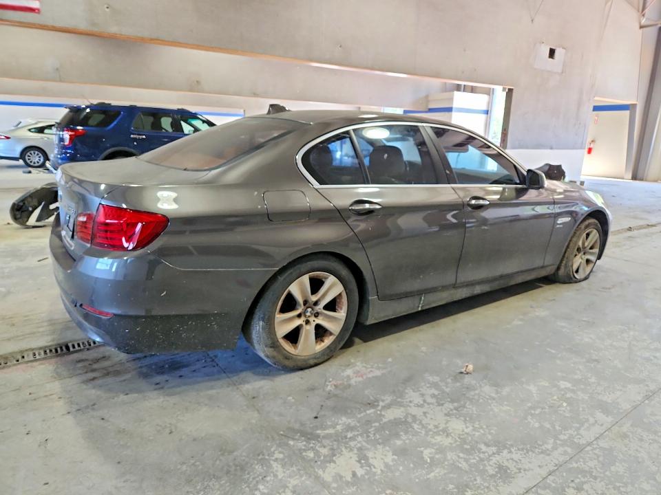 Продажа на аукционе авто 2012 Bmw 528, vin: WBAXH5C58CC595045, номер лота: 56080196