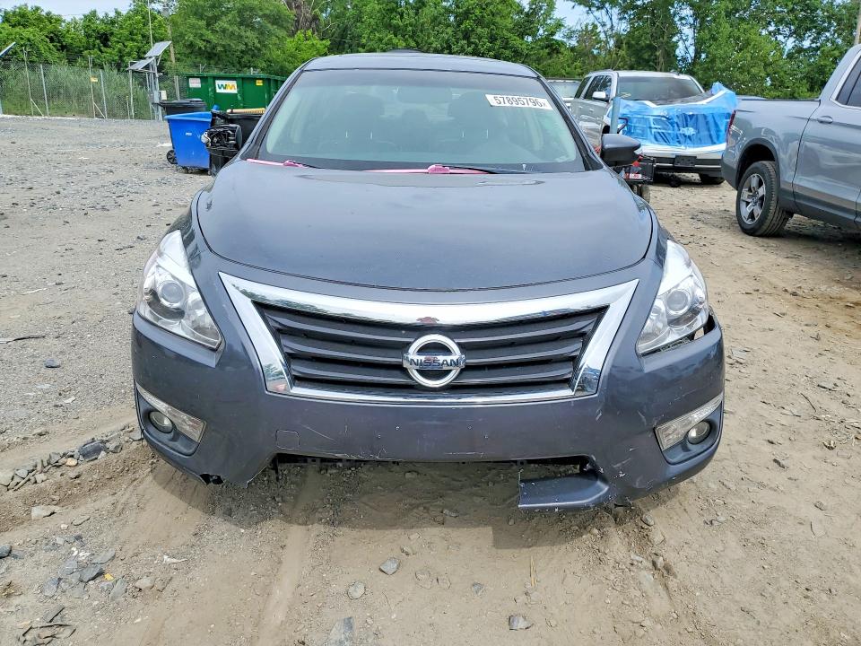2013 Nissan Altima მანქანა იყიდება აუქციონზე, vin: 1N4AL3AP7DN425366, აუქციონის ნომერი: 57895796