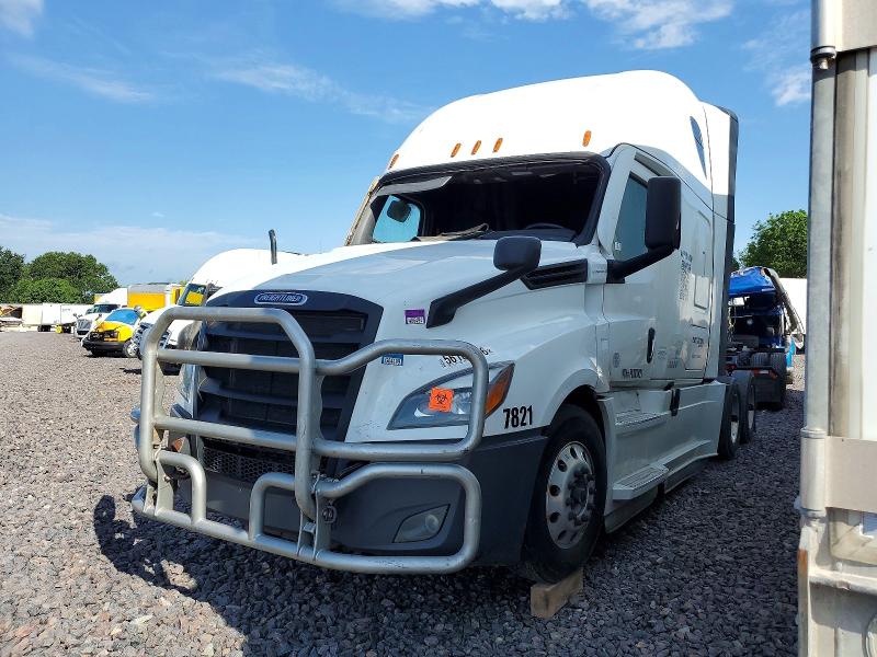 2023 Freightliner Cascadia 126 მანქანა იყიდება აუქციონზე, vin: 1FUJHHDR6PLUK7821, აუქციონის ნომერი: 56180096