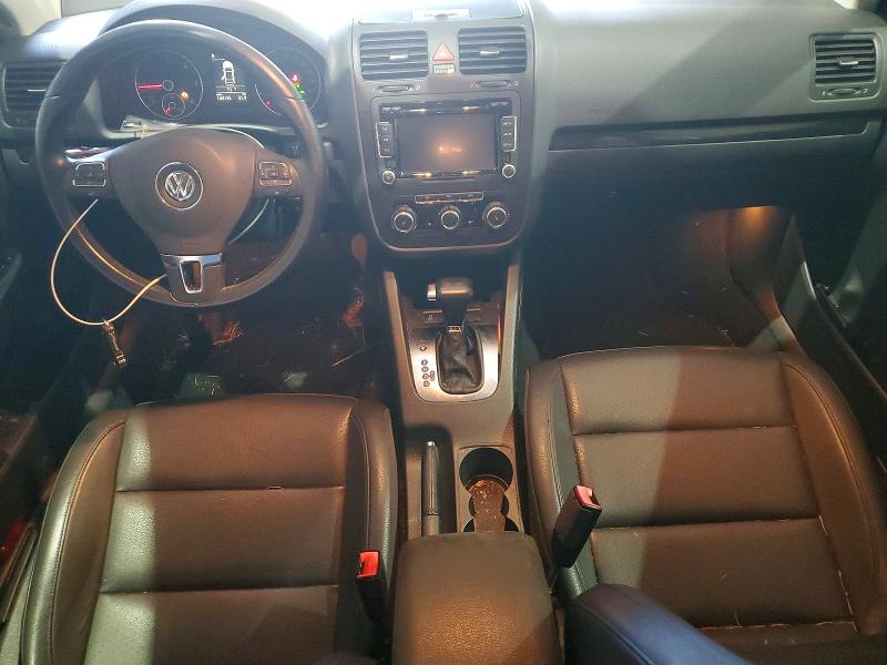 58273716 :رقم المزاد ، 3VWRL7AJ0AM171292 vin ، 2010 Volkswagen Jetta مزاد بيع
