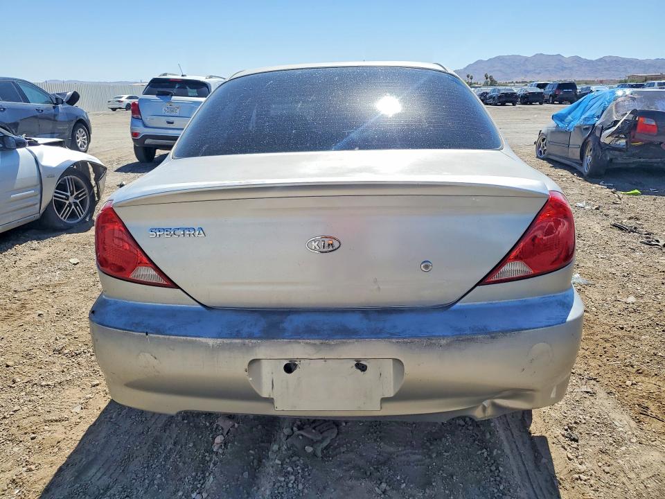 59016896 :رقم المزاد ، KNAFB121045314799 vin ، 2004 Kia Spectra مزاد بيع