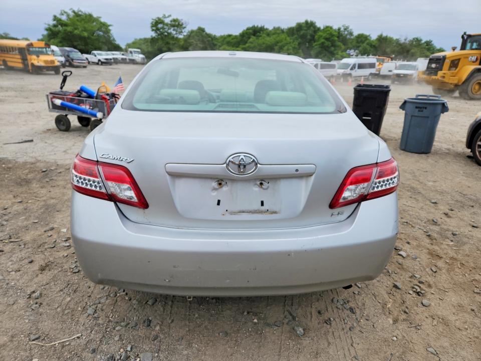 56366656 :رقم المزاد ، 4T1BF3EKXAU573190 vin ، 2010 Toyota Camry مزاد بيع
