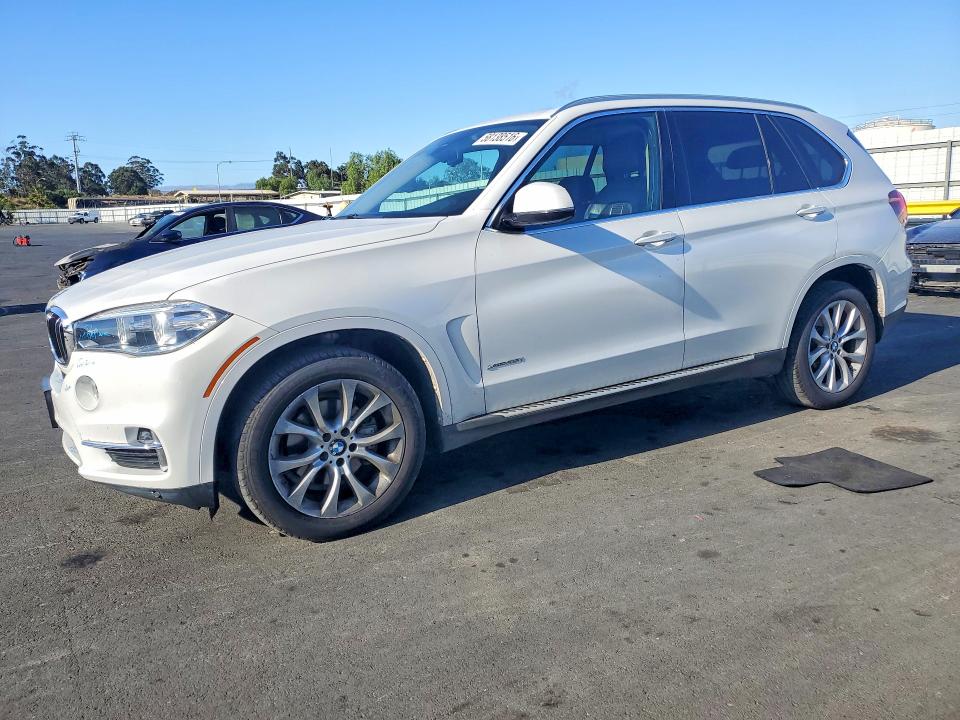 58138516 :رقم المزاد ، 5UXKR0C55F0K66482 vin ، 2015 Bmw X5 مزاد بيع