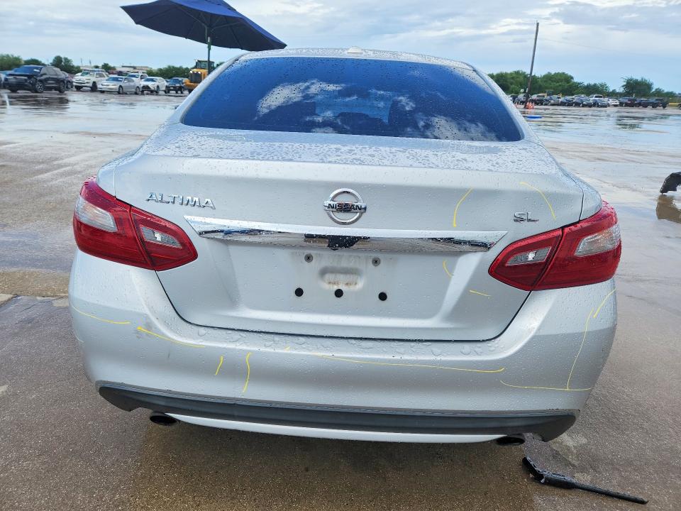 56954956 :رقم المزاد ، 1N4AL3AP6JC201724 vin ، 2018 Nissan Altima مزاد بيع