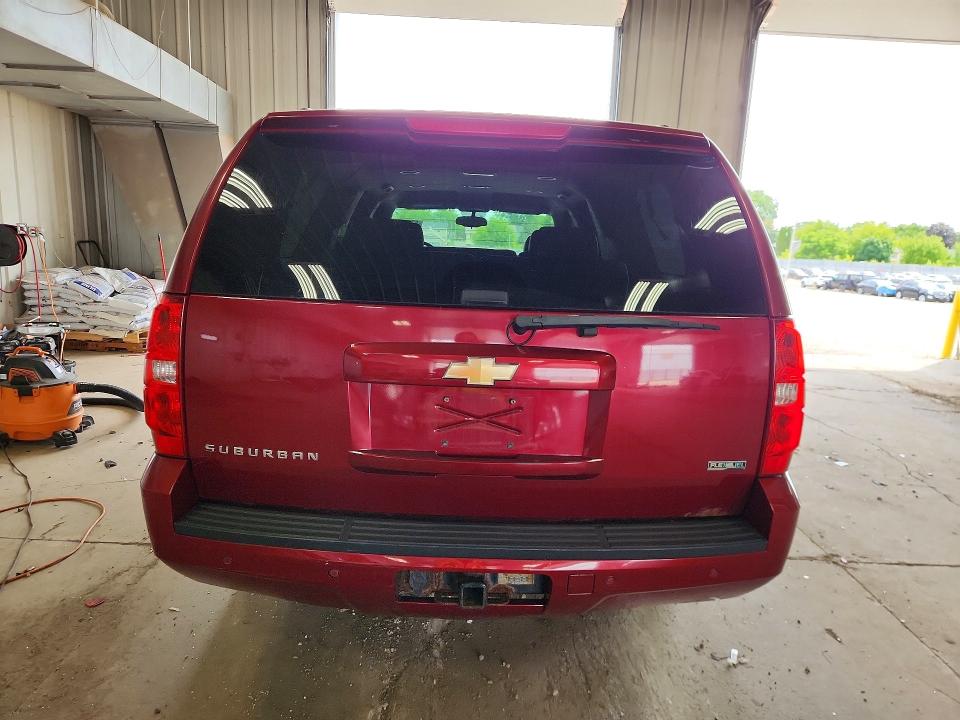 Продажа на аукционе авто 2010 Chevrolet Suburban, vin: 1GNUKJE36AR258158, номер лота: 57601096