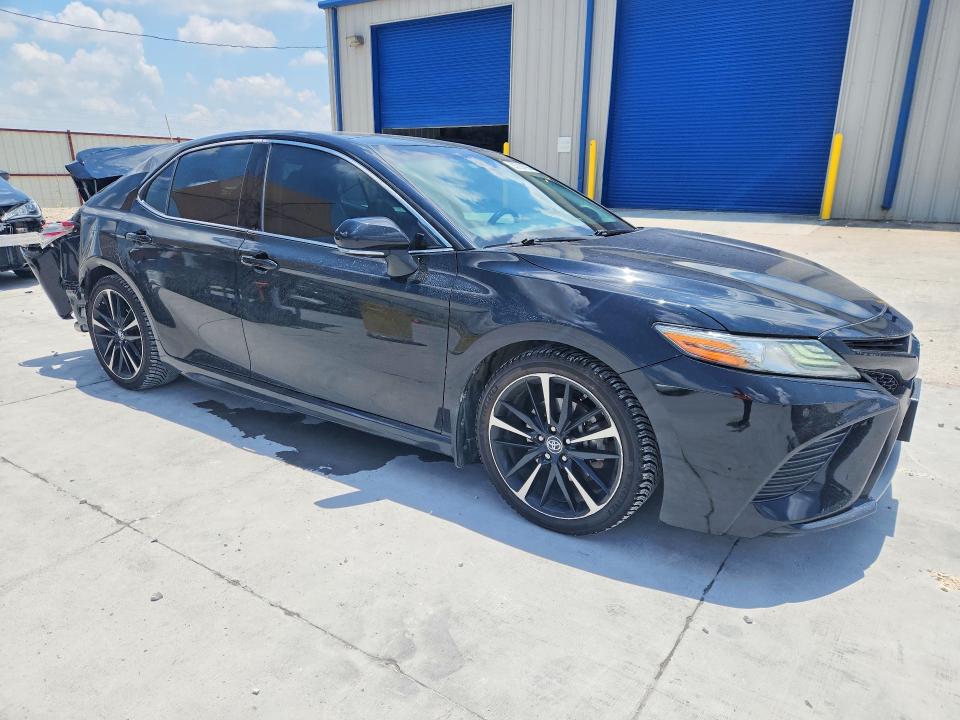 Продаж на аукціоні авто 2018 Toyota Camry, vin: 4T1BZ1HKXJU014584, номер лоту: 55739796