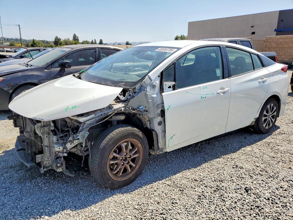 Auction sale of the 2021 Toyota Prius Prime, vin: JTDKAMFPXM3172655, lot number: 55556736