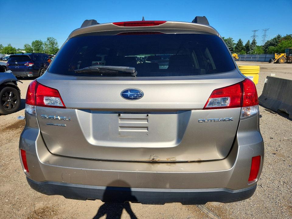 56662606 :رقم المزاد ، 4S4BRCCC1E3233022 vin ، 2014 Subaru Outback مزاد بيع