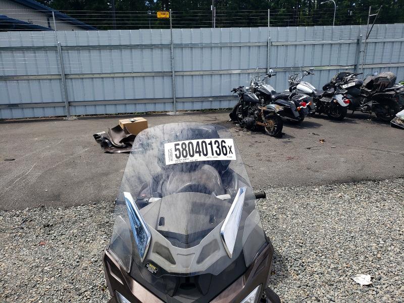 58040136 :رقم المزاد ، 2BXJBRC15CV000066 vin ، 2012 Can-am Spyder Roadster مزاد بيع