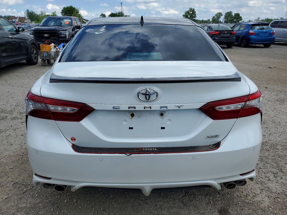 Aukcja sprzedaży 2018 Toyota Camry, vin: 4T1B61HK4JU041501, numer aukcji: 52245956