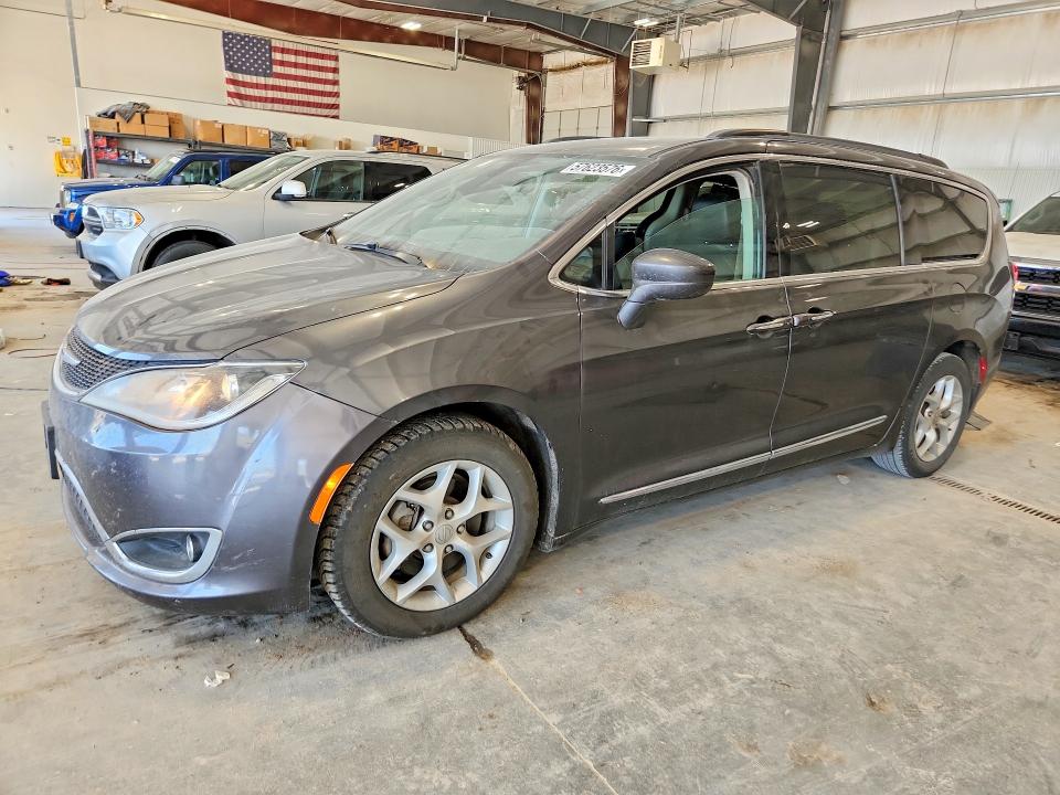 2017 Chrysler Pacifica მანქანა იყიდება აუქციონზე, vin: 2C4RC1BG0HR511157, აუქციონის ნომერი: 57623576