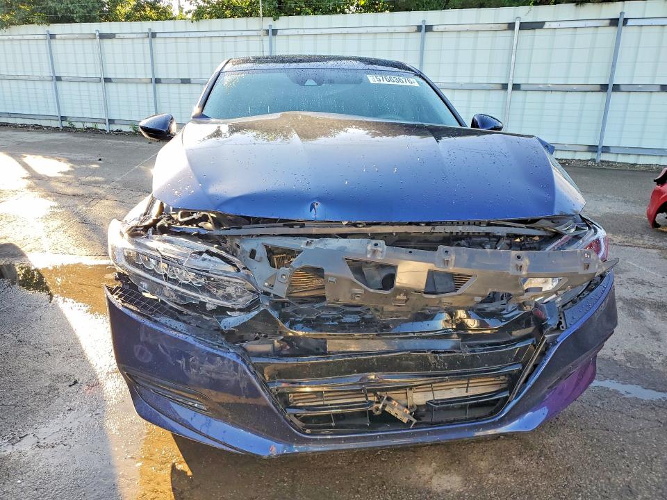 57663676 :رقم المزاد ، 1HGCV1F44KA110434 vin ، 2019 Honda Accord مزاد بيع