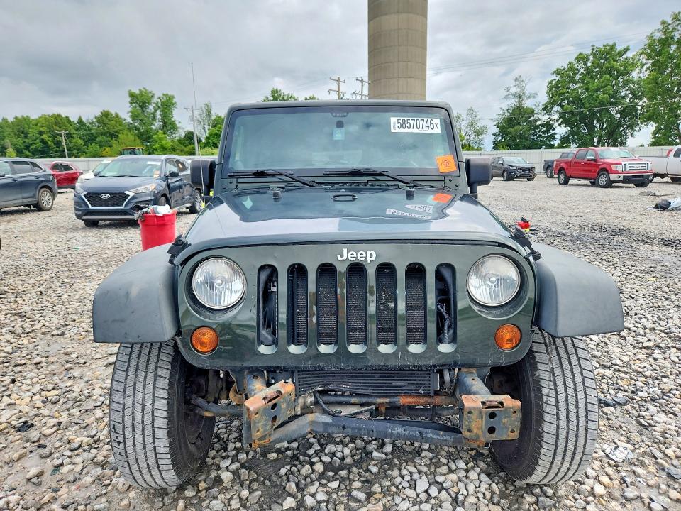 2011 Jeep Wrangler Unlimited მანქანა იყიდება აუქციონზე, vin: 1J4HA6H15BL583001, აუქციონის ნომერი: 58570746