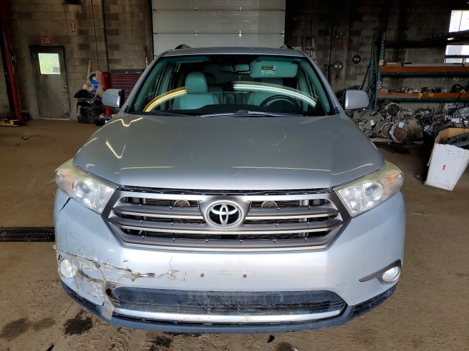 Продажа на аукционе авто 2011 Toyota Highlander, vin: 5TDBK3EH7BS084160, номер лота: 54830976