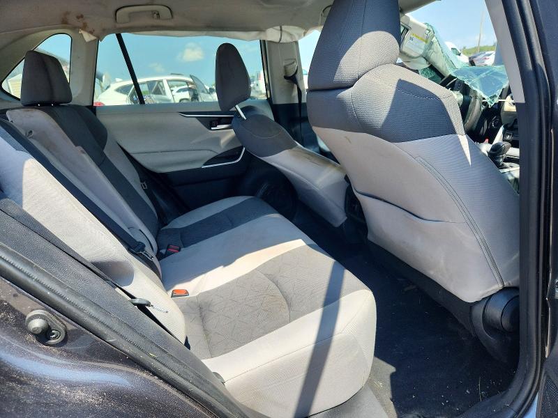 Продажа на аукционе авто 2021 Toyota Rav4, vin: 2T3W1RFV8MW105580, номер лота: 58640316