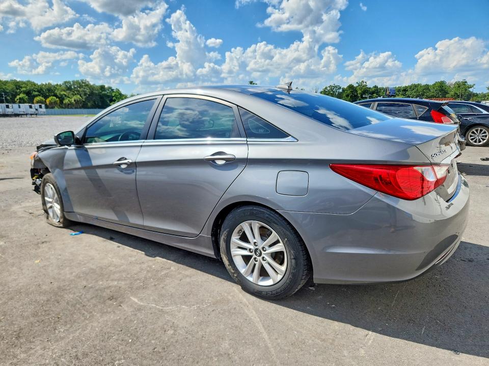 58292386 :رقم المزاد ، 5NPEB4AC5DH747408 vin ، 2013 Hyundai Sonata مزاد بيع