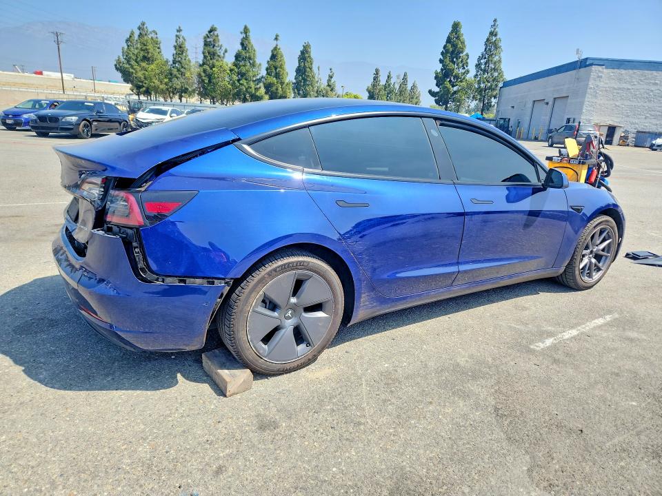 2022 Tesla Model 3 მანქანა იყიდება აუქციონზე, vin: 5YJ3E1EB4NF356877, აუქციონის ნომერი: 58951016