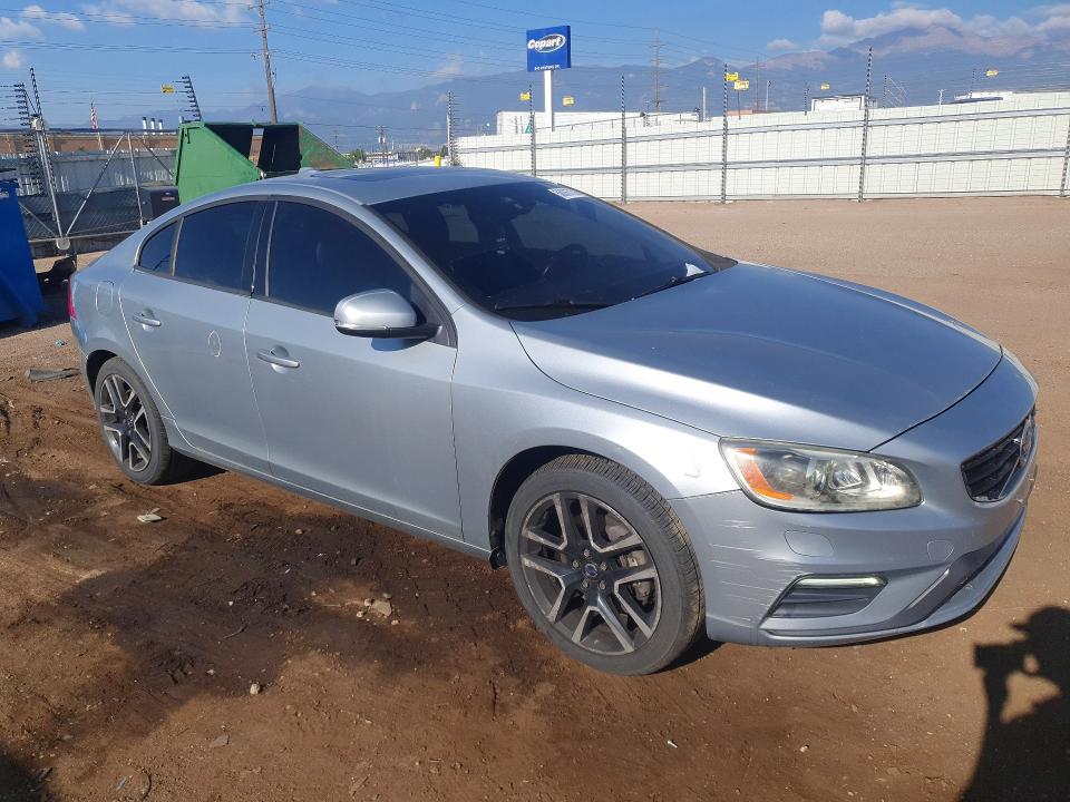 Продажа на аукционе авто 2017 Volvo S60, vin: YV140MTL5H2424282, номер лота: 58067326