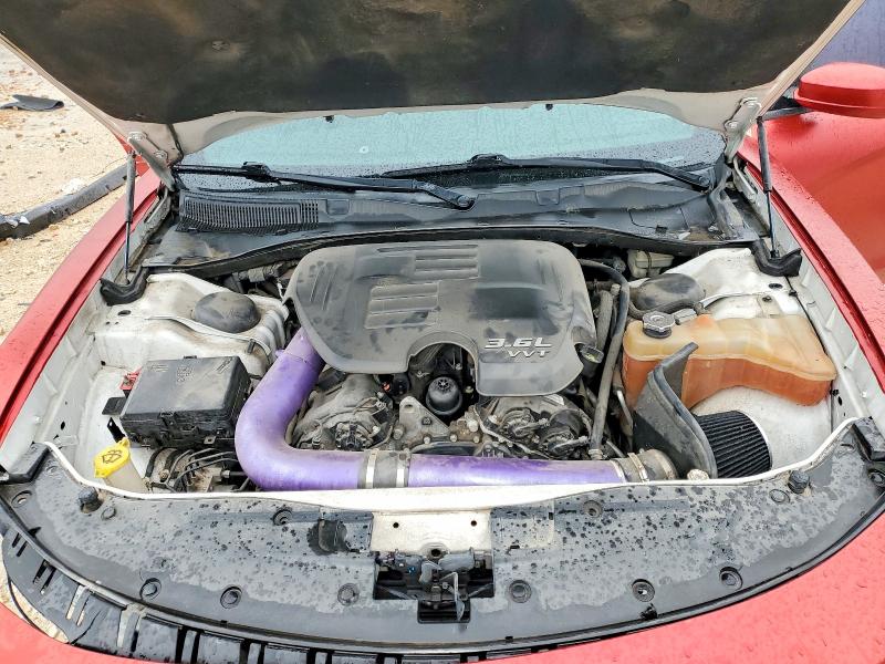 56839196 :رقم المزاد ، 2C3CDXHG7FH880988 vin ، 2015 Dodge Charger مزاد بيع