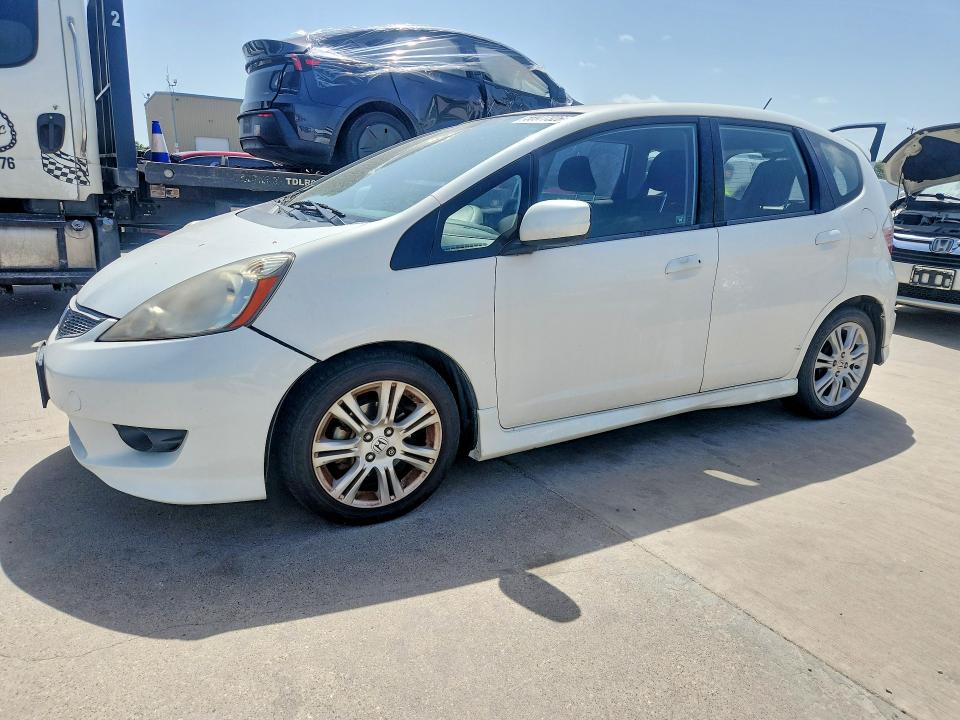 2011 Honda Fit მანქანა იყიდება აუქციონზე, vin: JHMGE8H57BC001838, აუქციონის ნომერი: 58977326