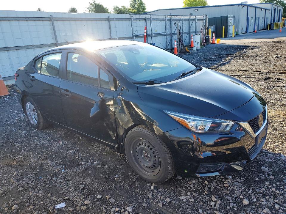 58624576 :رقم المزاد ، 3N1CN8DV2LL910438 vin ، 2020 Nissan Versa مزاد بيع