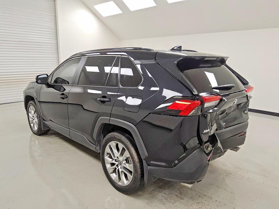 55538636 :رقم المزاد ، 2T3C1RFVXSC326132 vin ، 2025 Toyota Rav4 مزاد بيع