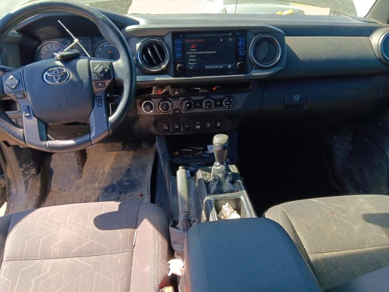 56711156 :رقم المزاد ، 5TFCZ5AN2JX159685 vin ، 2018 Toyota Tacoma مزاد بيع