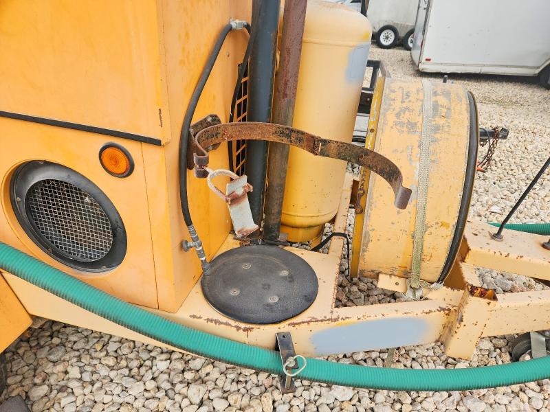 Продаж на аукціоні авто 2001 Fenex Generator, vin: 1T9US0617YS055935, номер лоту: 57306306
