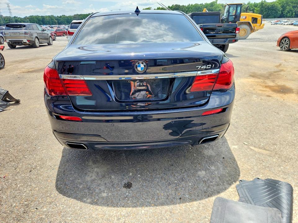 55313976 :رقم المزاد ، WBAYA6C59FGK16288 vin ، 2015 Bmw 740 مزاد بيع