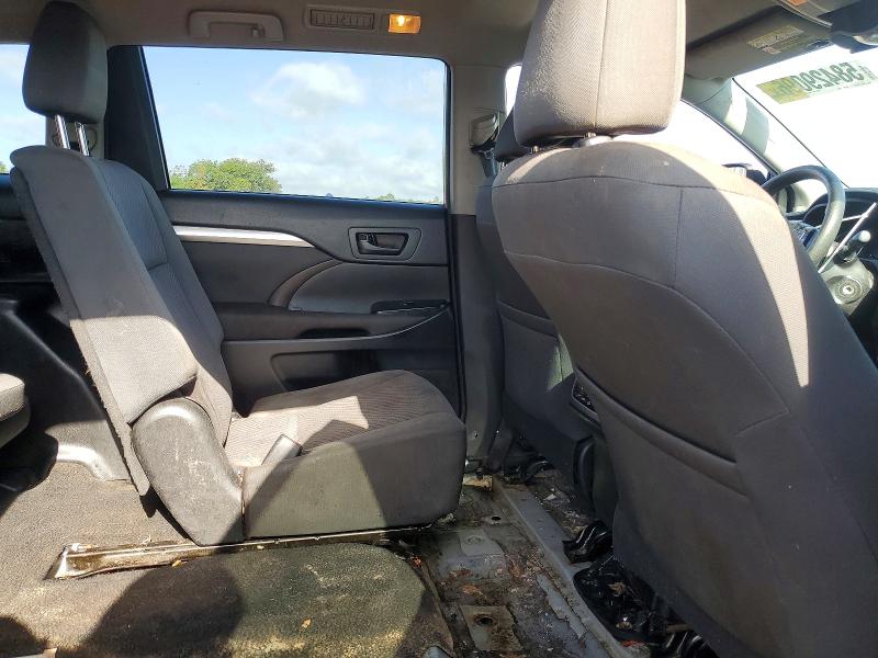 58429096 :رقم المزاد ، 5TDZZRFHXJS243165 vin ، 2018 Toyota Highlander مزاد بيع