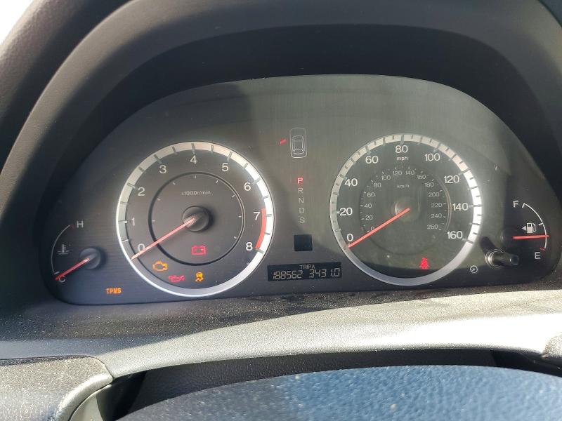 58621476 :رقم المزاد ، 1HGCS2B84BA005271 vin ، 2011 Honda Accord مزاد بيع