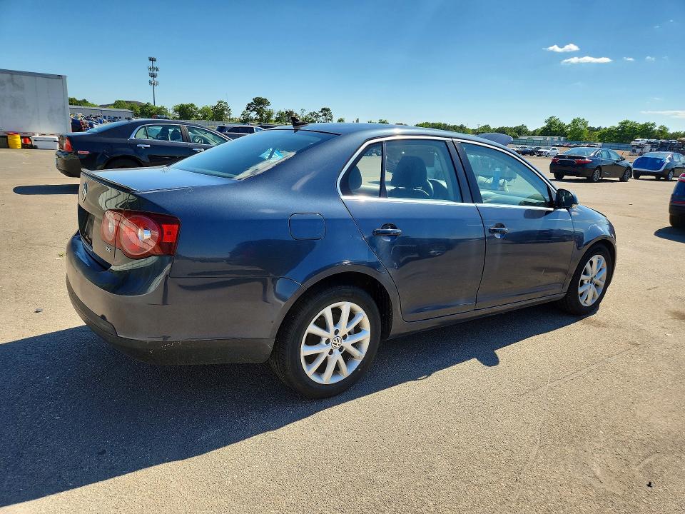 2010 Volkswagen Jetta მანქანა იყიდება აუქციონზე, vin: 3VWRX7AJ0AM067924, აუქციონის ნომერი: 58618016