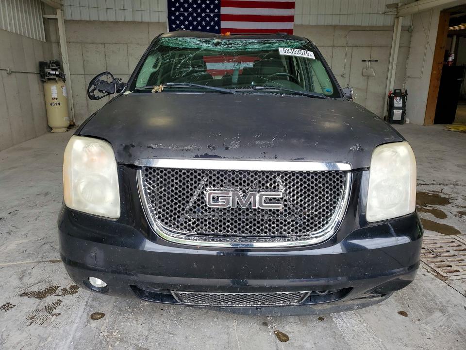58353526 :رقم المزاد ، 1GKFK638X8J149020 vin ، 2008 Gmc Yukon مزاد بيع