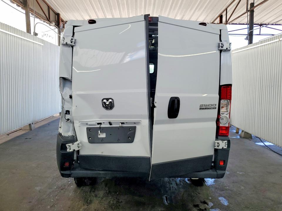 57180476 :رقم المزاد ، 3C6LRVVG7SE520381 vin ، 2025 Ram Promaster 2500 مزاد بيع