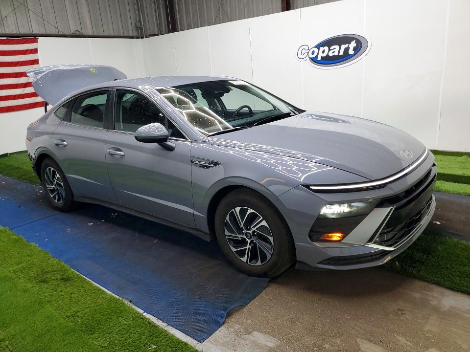 2026 Hyundai Sonata Hybrid მანქანა იყიდება აუქციონზე, vin: KMHL24JJ1TA145919, აუქციონის ნომერი: 56337096