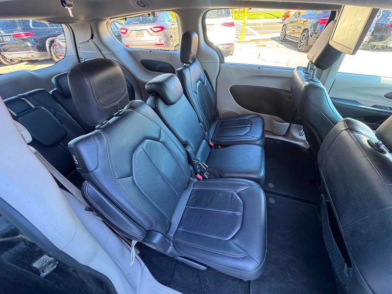 Продажа на аукционе авто 2019 Chrysler Pacifica, vin: 2C4RC1BG0KR555280, номер лота: 58120046